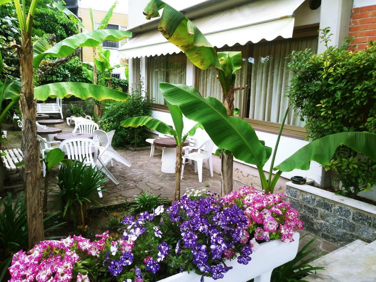Hotel Villa Claudio Marina di Massa Exterior foto
